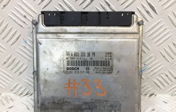 Mercedes-Benz Sprinter W901 W902 W903 W904 Engine control unit/module A6111533879 0281010525