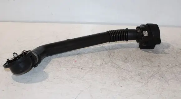 Mercedes-Benz Sprinter W906 Oil fill pipe A6510100169