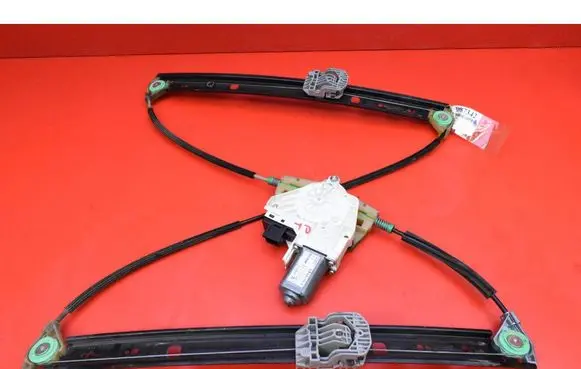 Audi Q7 4L Rear door window regulator with motor 4L0839462A