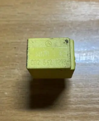 Mercedes-Benz ML W163 Other relay 0025421219 C2661
