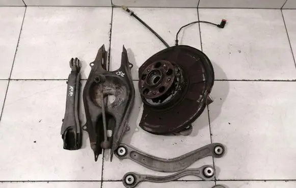 Mercedes-Benz CLS C218 X218 Rear suspension assembly kit set A2123502208 A2043502206