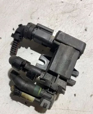 Peugeot 508 RXH Turbo solenoid valve 9674084680