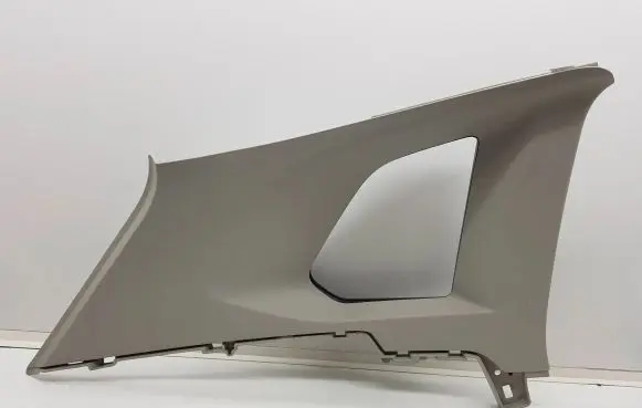(D)pillar trim (top)