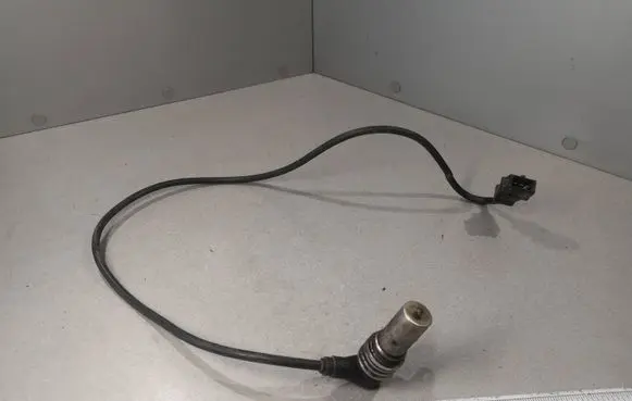 Opel Vectra B Crankshaft position sensor 90508494