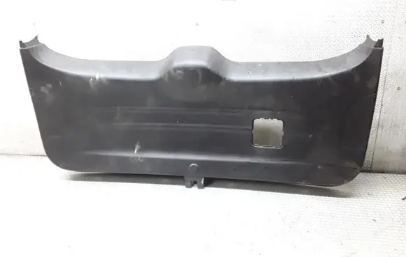 Chevrolet Orlando Tailgate/boot lid cover trim 95048616