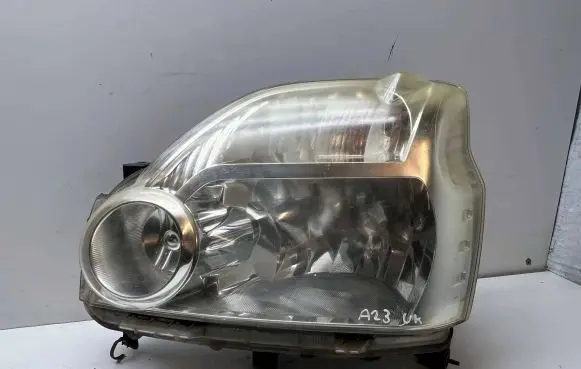 Nissan X-Trail T31 Headlight/headlamp