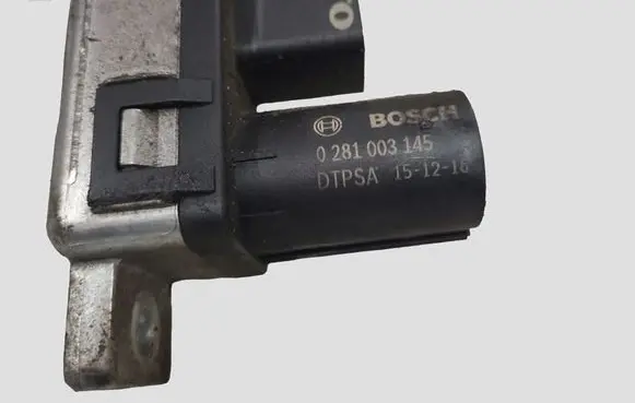 Volvo V60 Glow plug pre-heat relay 0281003145 31431776