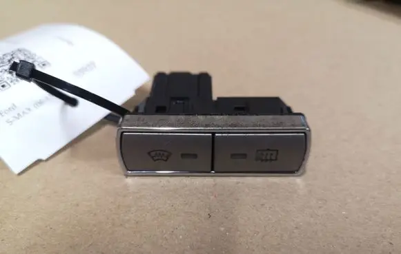 Ford S-MAX Windscreen/window heater switch 6M2T18K574AD