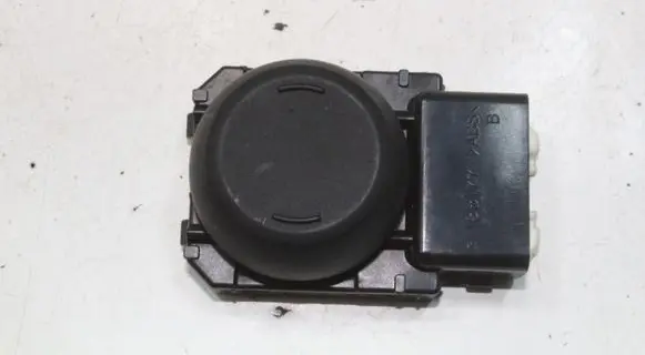 Lexus RC Seat control switch 18B177