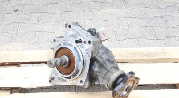 Nissan Qashqai Gearbox transfer box case 33100JD60B
