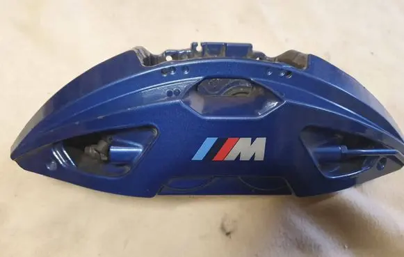 BMW X6 G06 Front brake caliper 688558303
