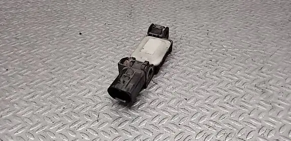 Volkswagen Touareg I Airbag deployment crash/impact sensor 7L0909606C