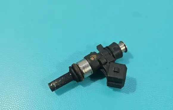 Renault Megane III Fuel injector 0280158211 IMPRK1573498