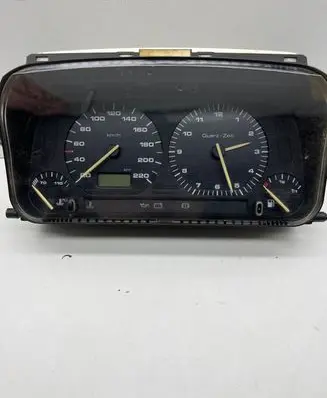 Volkswagen Golf III Speedometer (instrument cluster) 5411004600