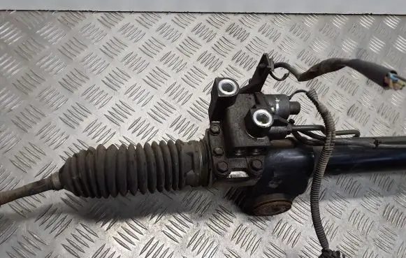 Infiniti Q70 Y51 Steering rack
