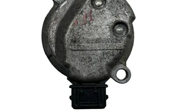 Volkswagen PASSAT B5.5 Camshaft position sensor 058905161B 0232101024