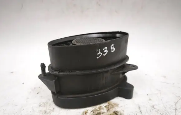 BMW 3 E46 Mass air flow meter 0928400468 77870760