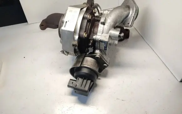 Volkswagen Polo V 6R Turbo 03L253016H 710034119 BV39F0098