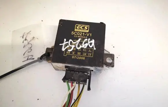 Honda FR-V Tow bar relay 5c021v1 5c021-v1 5c021v15c021-v1