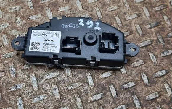 Mini One - Cooper F56 F55 Heater blower motor/fan resistor 9377854