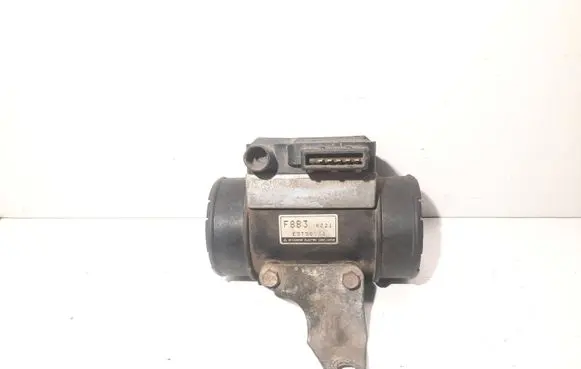 Mazda 626 Mass air flow meter E5T50171