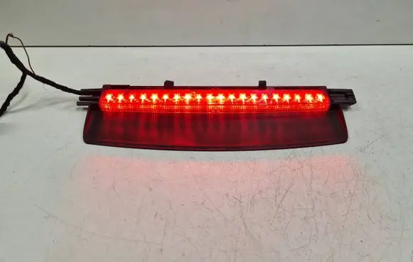 Audi A6 S6 C6 4F Third/center stoplight 4F5945097 3C3X13A613A