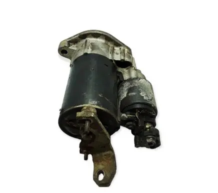 Volkswagen PASSAT B5 Starter motor
