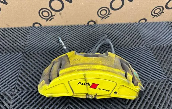 Audi A8 S8 D4 4H Front brake caliper
