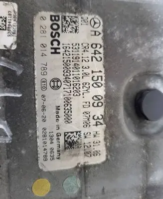 Mercedes-Benz R W251 Engine control unit/module A6421500934 0281014789