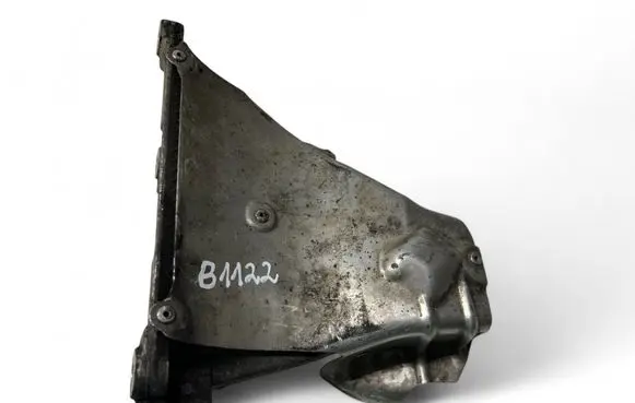 BMW X5 E70 Engine mount bracket 6790022