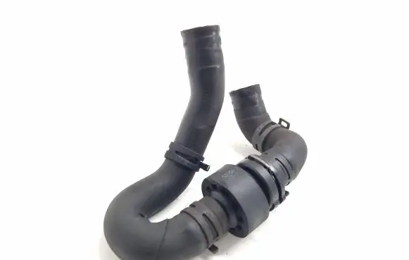 Audi Q3 8U Engine coolant pipe/hose