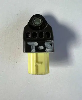 Toyota RAV 4 (XA30) Airbag deployment crash/impact sensor 8983142010