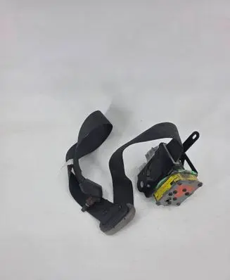 Toyota Yaris Front seatbelt EAF2EF027P 045505