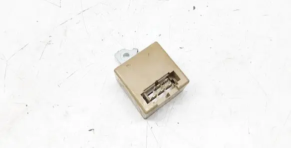Mitsubishi Pajero Other relay 0680005210