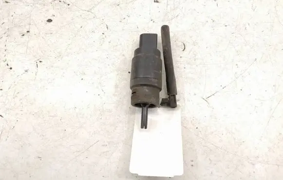 Mercedes-Benz C W203 Windshield washer spray nozzle 2108690821 2108690921