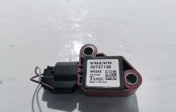 Volvo S40 Airbag deployment crash/impact sensor 30737138