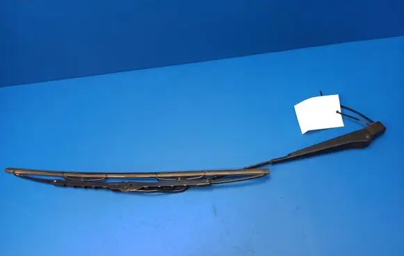 Mercedes-Benz S W126 Front wiper blade arm