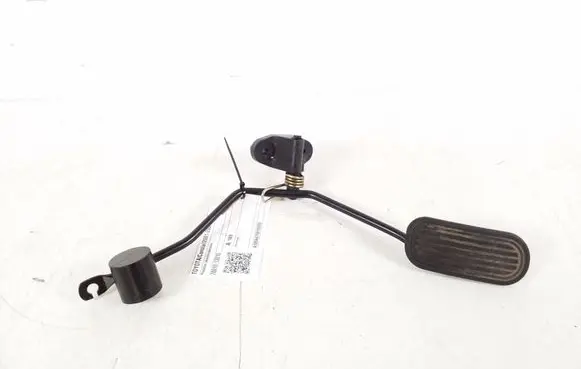 Toyota Corolla E120 E130 Accelerator throttle pedal 78010-13010
