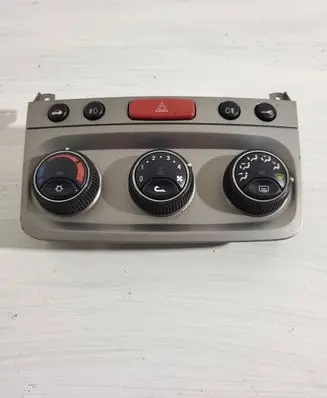 Alfa Romeo 147 Climate control unit 07352944610 0000058506 52492080