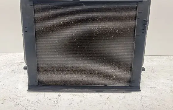 BMW 2 F22 F23 Radiator set 8625430 8625433 8641946