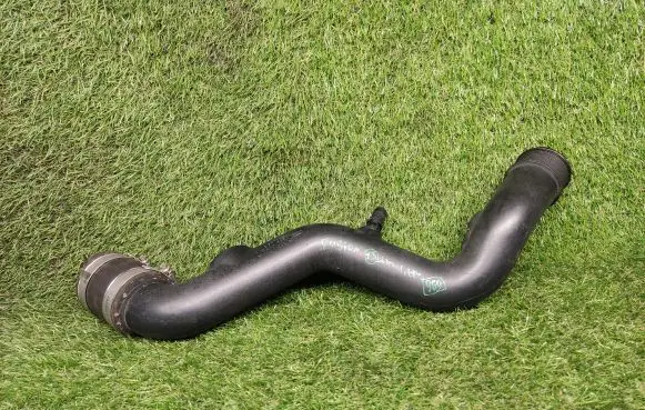 Ford Fusion II Intercooler hose/pipe