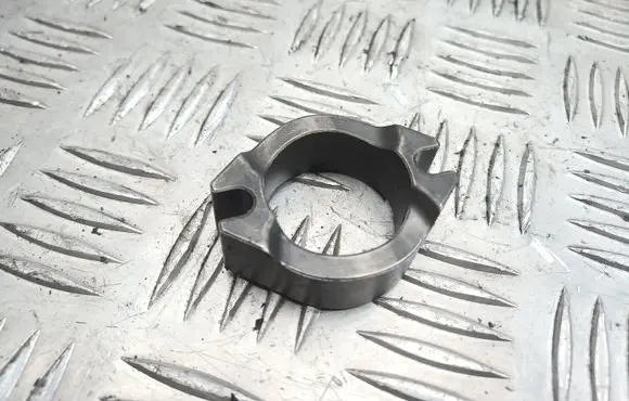 Subaru Forester SH Fuel Injector clamp holder