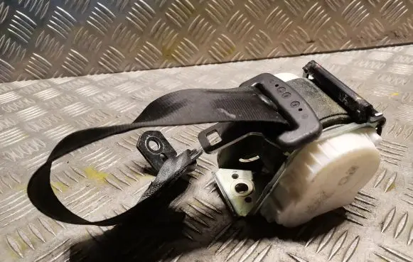 Ford Focus Rear seatbelt BM51611B68AG3JA6
