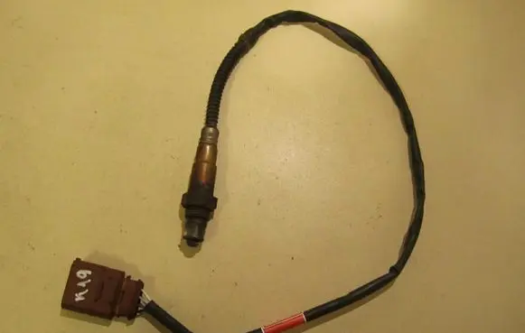 Audi A4 S4 B7 8E 8H Lambda probe sensor 058906265C