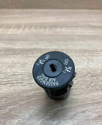 BMW 3 E90 E91 Passenger airbag on/off switch 6974643