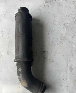 Dodge Nitro Intercooler hose/pipe 4011410A 0111968A 5979598