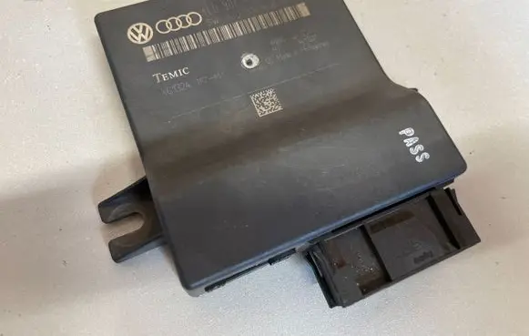 Audi A3 S3 8V Other control units/modules 4L0907468B 4L0910468A