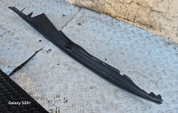 Lexus GS 300 350 430 450H Fender end trim 5380530100 5382530160