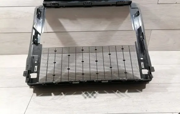 Volkswagen ID.3 Intercooler air channel guide 1EA121281C