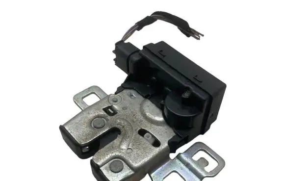 Mini One - Cooper Coupe R56 Tailgate/trunk/boot lock/catch/latch 2754528